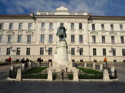 Pécsi Kossuth tér-stock-foto