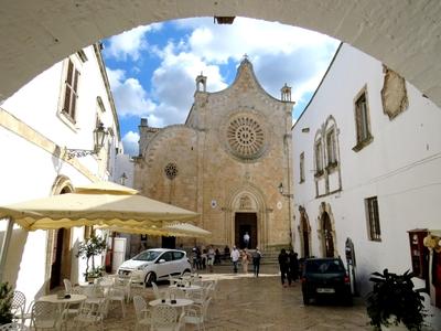 Ostuni katedrálisa - Olaszország-stock-foto