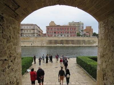 Aragóniai erõd - Taranto - Olaszország-stock-foto