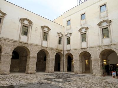 Taranto - Aldo Moro egyetem - Olaszország-stock-photo