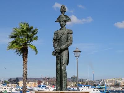 Tarantói Carabiniere szobor - Olaszország-stock-foto