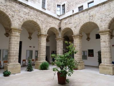 Taranto - Giovanni Paisiello zeneintézet - Olaszország-stock-foto