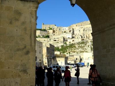 Matera kõváros - Turisták - Olaszország-stock-foto