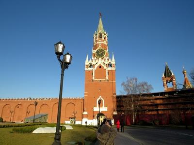 Moszkva - Szpasszkaja torony - Kreml-stock-foto