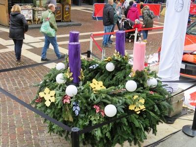 Adventi koszorú-stock-foto
