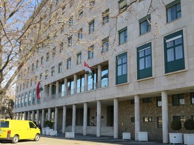 Képviselõi irodaház - Budapest-stock-foto