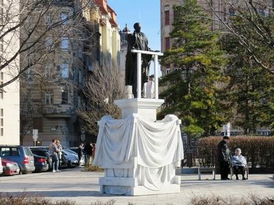 Kovács Béla szobra Budapesten-stock-foto