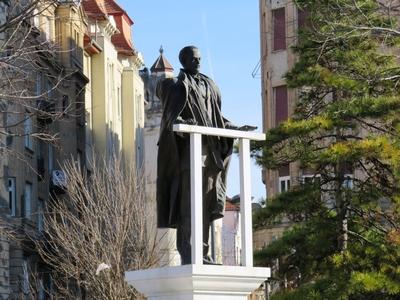 Kovács Béla szobra Budapesten-stock-foto