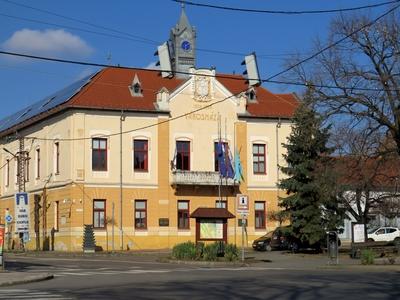 Dunaföldvár - Városháza-stock-foto