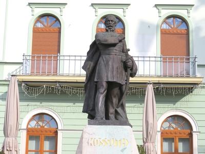 Statue of Kossuth Lajos - Kaposvár-stock-photo