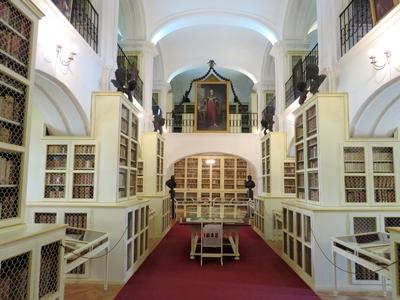 Târgu-Mureº (Marosvásárhely), 10 May 2017The Teleki Library also known as Teleki-Bolyai Library and Bibliotheca Telekiana, is a historic public library and current museum in Târgu-Mureº.A Teleki Téka (Teleki–Bolyai Könyvtár). A könyvtárat 1802-ben létesítette gróf Teleki Sámuel, Erdély kancellárja.-stock-foto