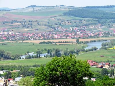 Târgu Mure? (Marosvásárhely), 11 May 2017Panorama of  Târgu Mure? and its environment with the Maros  river in the middle.Marosvásárhely és környezete középen a Maros folyóval.-stock-photo