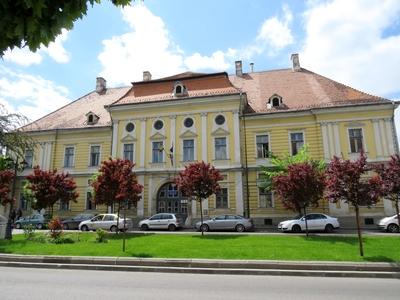 Târgu-Mureº (Marosvásárhely), 10 May 2017The city court building.A városi bíróság épülete.-stock-photo