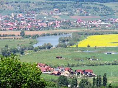 Târgu Mure? (Marosvásárhely), 11 May 2017Panorama of  Târgu Mure? and its environment with the Maros  river in the middle.Marosvásárhely és környezete középen a Maros folyóval.-stock-photo