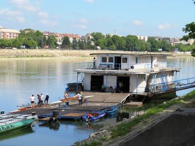 Kayaks - Sport - Danube -. Boathouse - Budapest-stock-foto