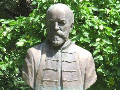 Hungarian writer Jókai Mór - Bust - Budapest-stock-foto