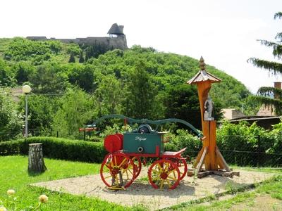 Old fire Chariot - Nógrád Castle-stock-foto