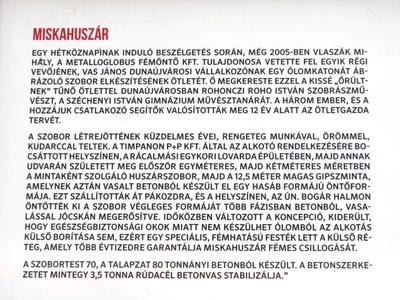 Hungarian descriiption of Michael the Hussar Statue HIstory-stock-foto