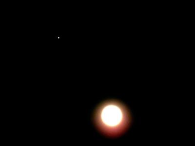 The moon and Venus.-stock-foto