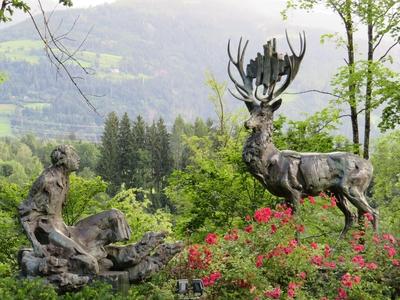 Hubertus monument - Lienz - Austria-stock-foto