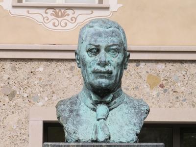 Piunter Egger Lienz - Bust - Lienz - Auistria-stock-foto
