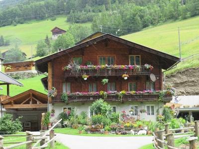 Alpine House - Mörtschach - Austria-stock-photo