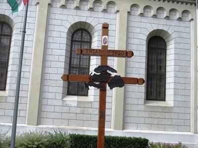 Trianon memorial cross - Mosonmagyaróvár-stock-photo
