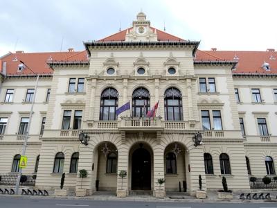 Mosonmagyaróvár - City Hall-stock-foto
