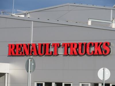 Renault Trucks emblem - Lébény - Hungary-stock-foto