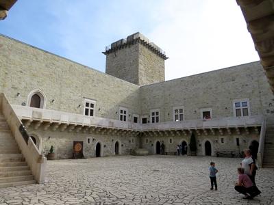 Castle of Diósgyőr - Inner Courtyard-stock-photo