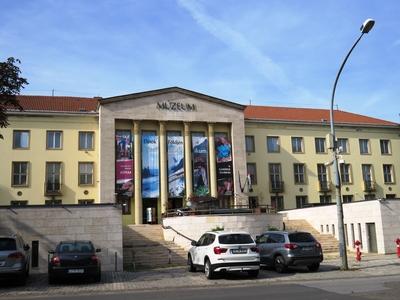 Miskolc - Herman Ottó Museum - Hungary-stock-foto