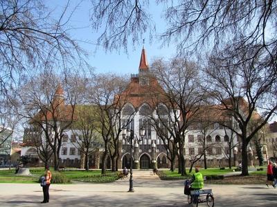 Reformed College - Freedom Square - Kecskemét-stock-foto