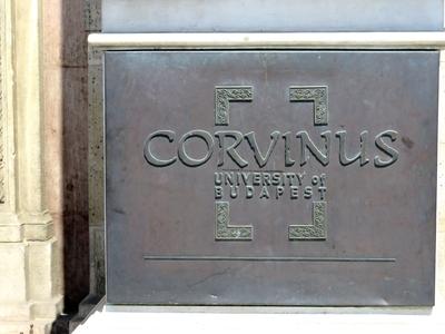 Logo of Corvinus University of Economics - Budapest-stock-foto