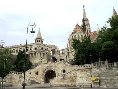 Budapest - Fischerman's Bastion and Matthias Church-stock-foto