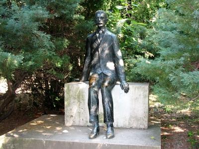 Gárdonyi Géza statue - Eger - Hungary-stock-foto