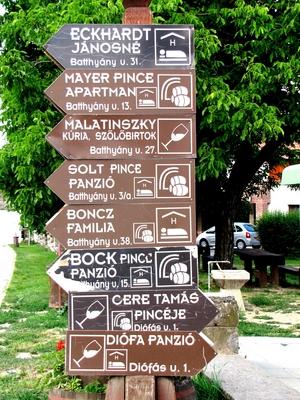 Sign indicating wine cellars in Villány - Hungary-stock-foto