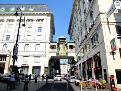 Ankeruhr - Clock - Vienna - Austria-stock-foto