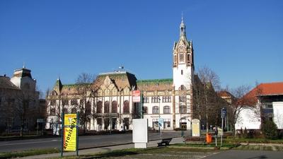 Kiskunfáélegyháűza - City Hall - City Symbol - Hungary-stock-foto