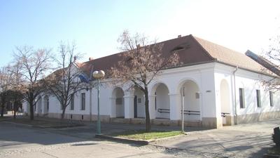 Swan House - Hattyúház - Kiskunfélegyháza - Hungary-stock-foto