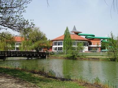 Adventure bath - Nyíregyháza Sóstó - Hungary-stock-foto