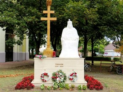 Trianon memorial - Hungary 1920 - Peace treaty of Trianon-stock-photo