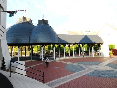 Makó - Thermaland Spa - Square - Organic architecture - Hungary-stock-photo