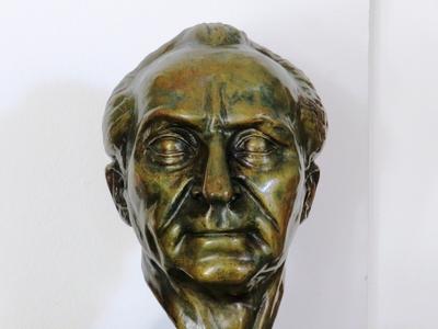 Hungarian actor Páger Antal - Head statue - Makó-stock-photo