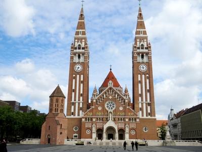 Cathedral - Szeged - Hungary - New-Romanesque-stock-foto