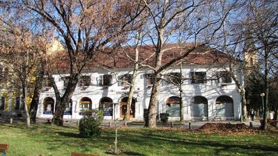 Kiskunfélegyháza, 2010. november 14.A Szegvár és vidéke takarékszövetkezet épülete a Szegedi úton.-stock-foto