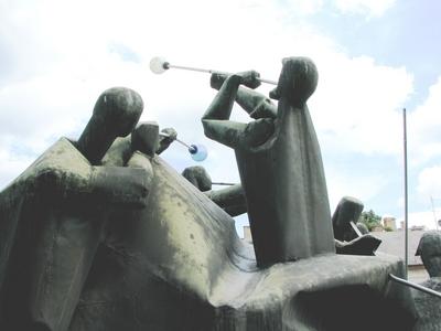 Glass blowers statue - Salgótarján - Hungary-stock-foto