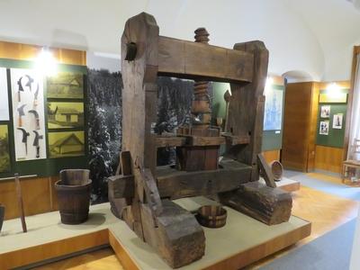 Grape press (1875) - Museum - Jászberény - Hungary-stock-foto