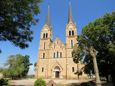 Törökszentmiklós - Trinity Church - Hungary-stock-foto