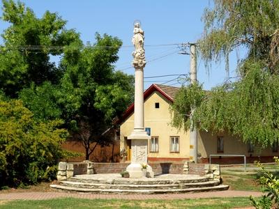 Törökszentmiklós - Column of Mary - Hungary-stock-foto