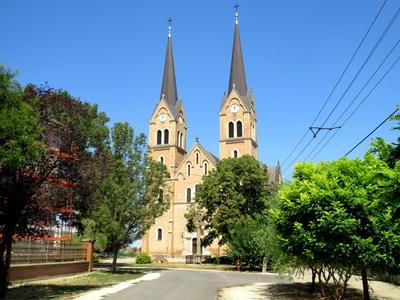 Törökszentmiklós - Church - Hungary-stock-foto